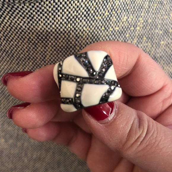 Cocktail Ring - Picture 3 of 5